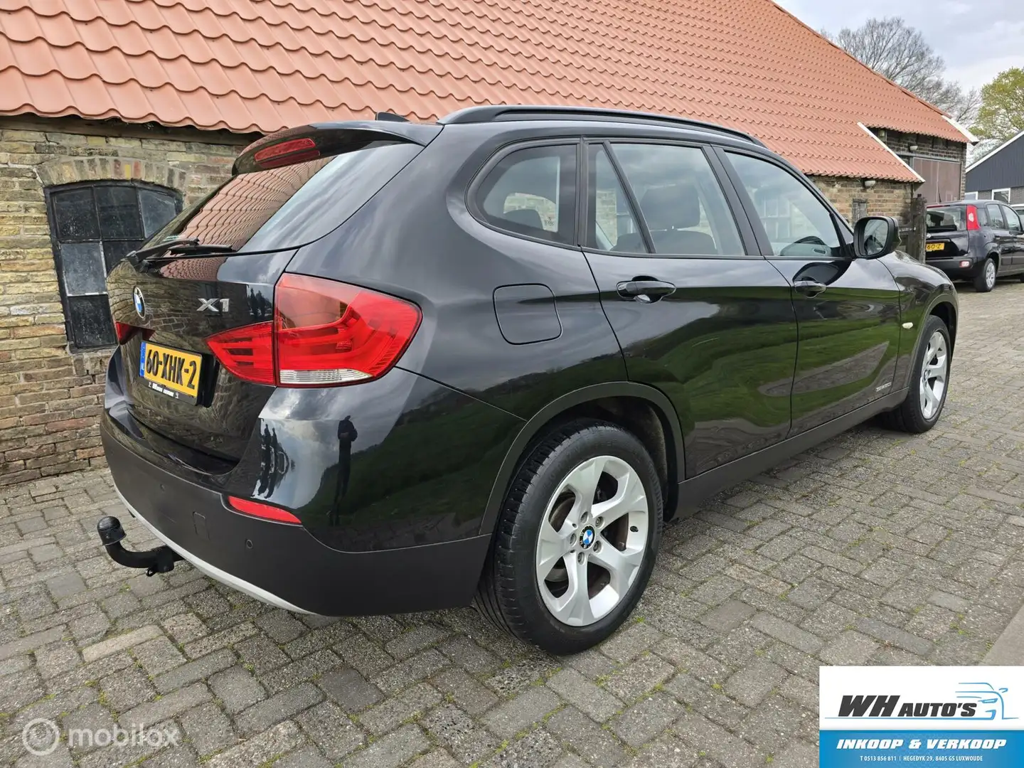 BMW X1 sDrive20i Business 184pk 1800kg Trekhaak Nero - 2