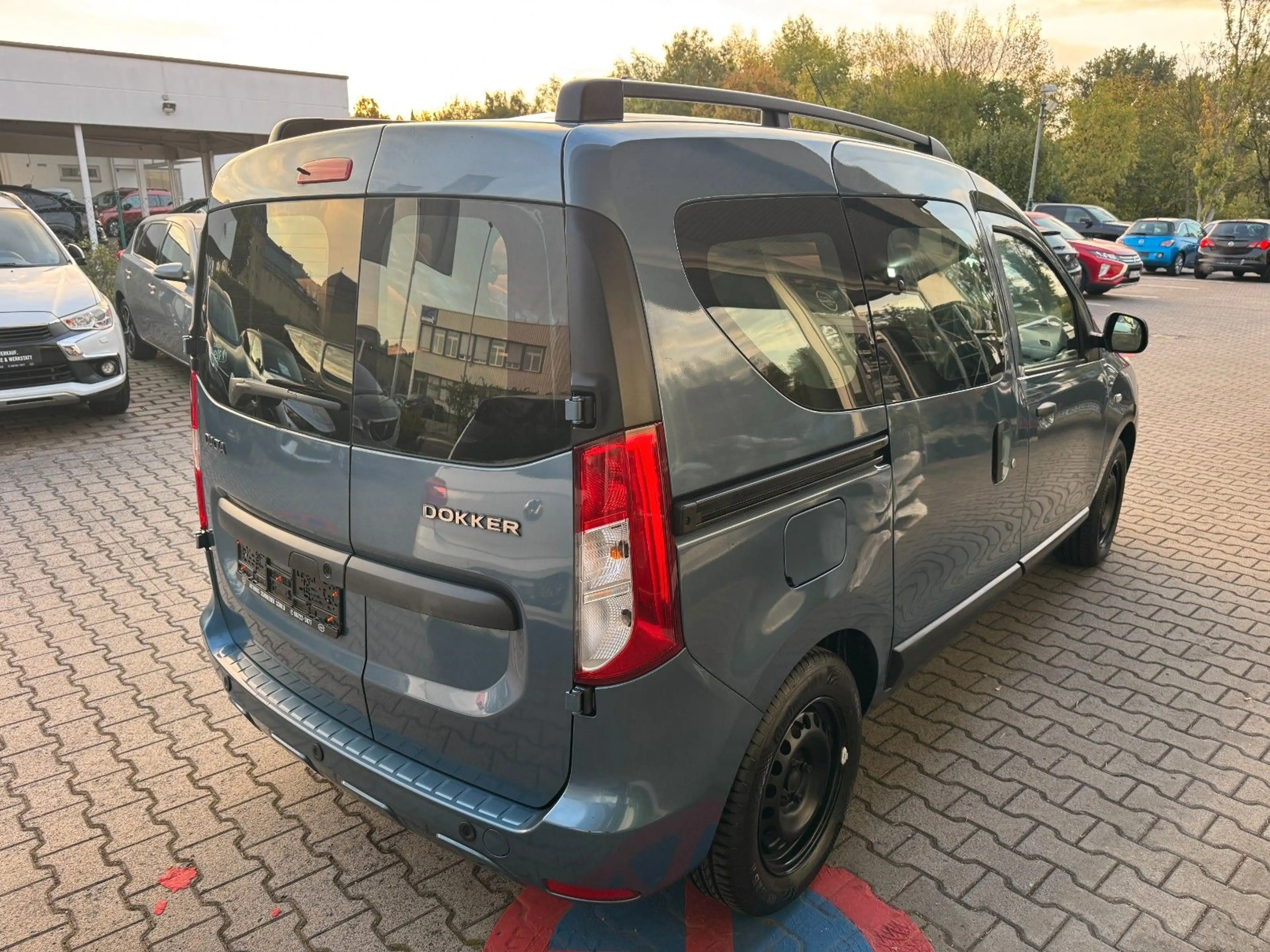Dacia Dokker Laureate *2.HAND*TÜV NEU*SHZ — photo 9