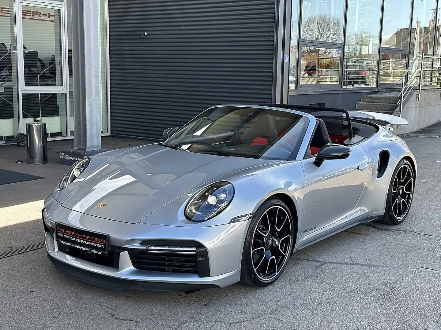 Porsche 911 Turbo S Cabrio PDK Gris - 1