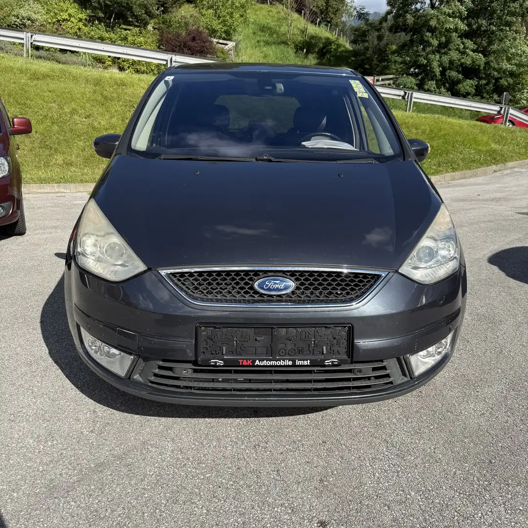 Ford Galaxy Trend 2,2 TDCi DPF /// 7 Sitzer /// - 2