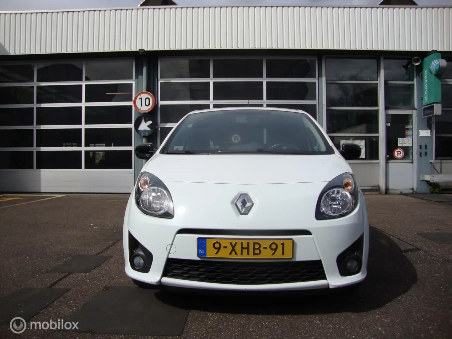 Renault Twingo 1.2-16V Airco en N.a.p , Apk 13-12-2025 . Wit - 2