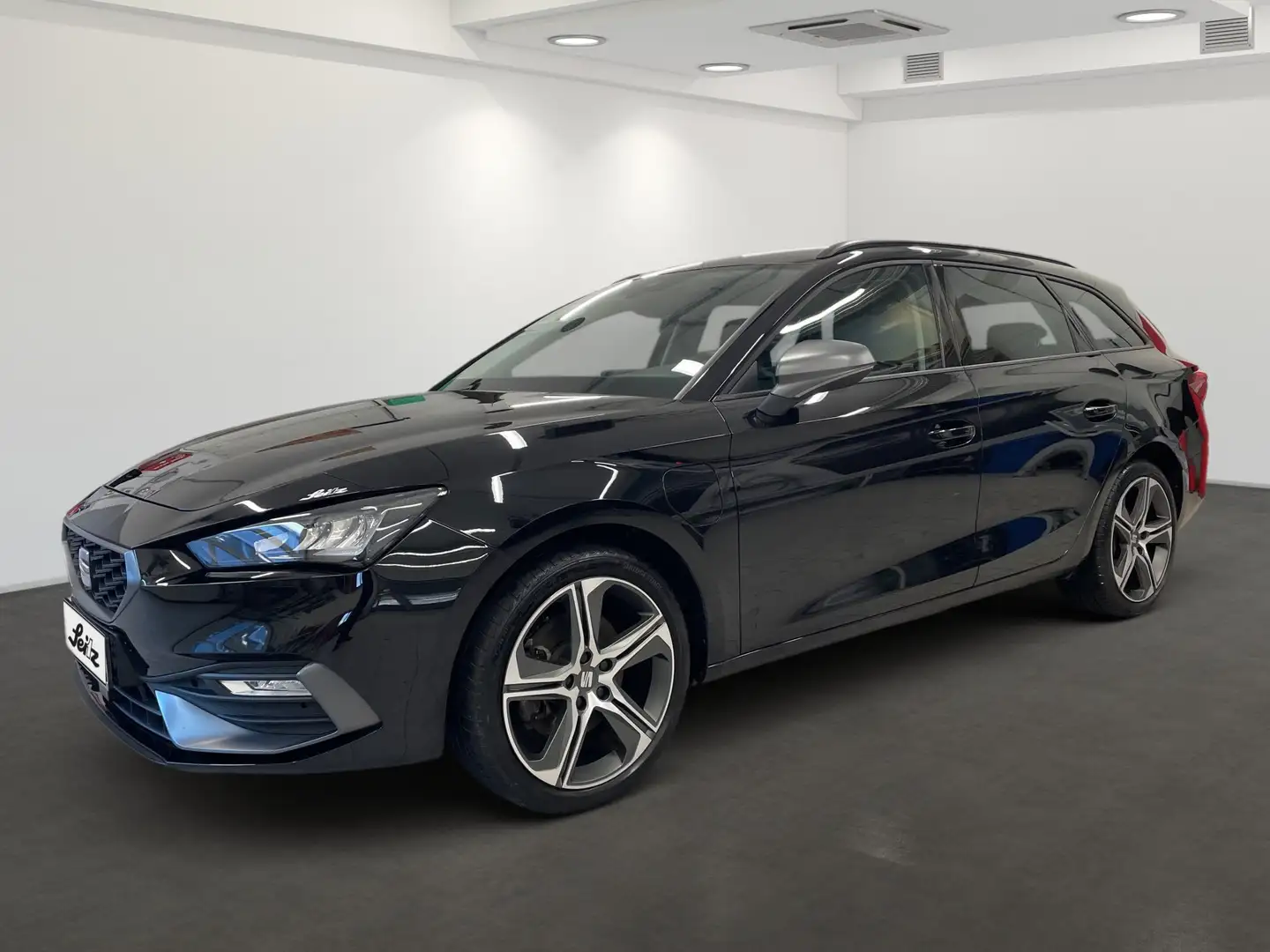 SEAT Leon Sportstourer 1.4 TSI e-Hybrid FR *LED*KAMERA*NAVI* Noir - 2