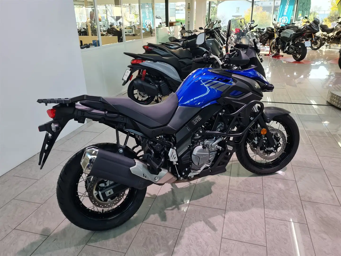 Suzuki V-Strom 650 Blau - 2
