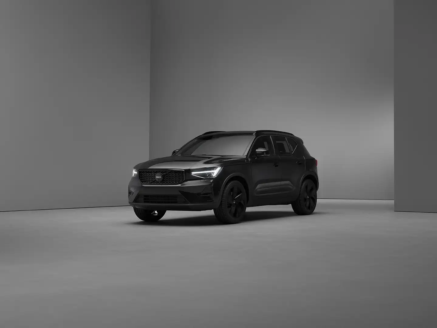 Volvo XC40 B3 B DKG Ultra Black Negro - 2