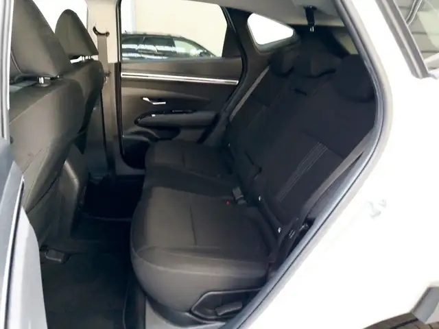 Hyundai Tucson view 14