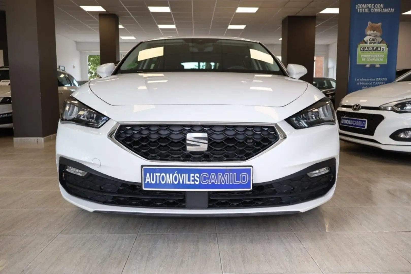 SEAT Leon 1.5 TSI S&S Style 130 Blanc - 2