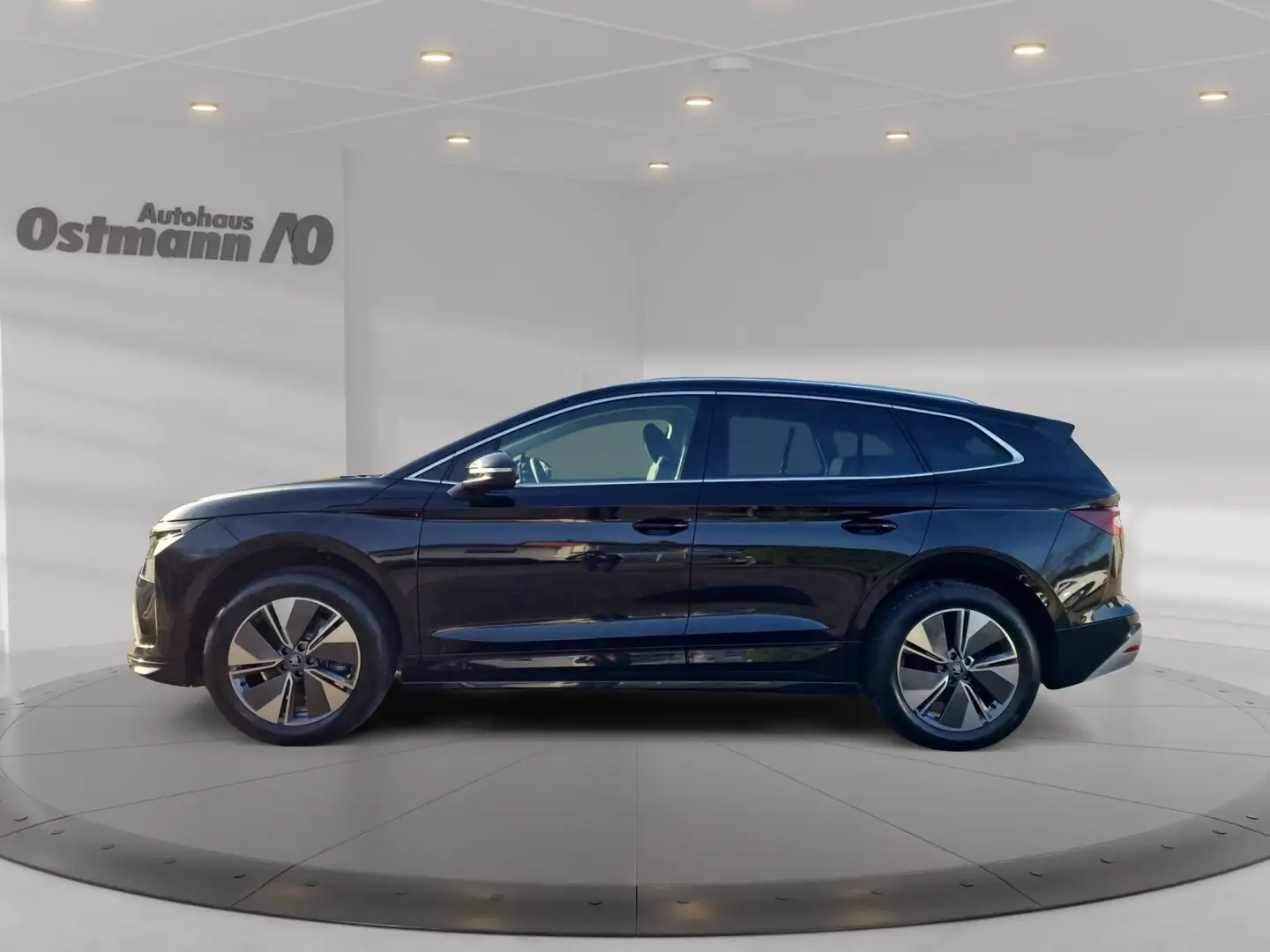 Skoda Enyaq 60 Loft SpurH AHK LED Keyless PDC SHZ Schwarz - 2
