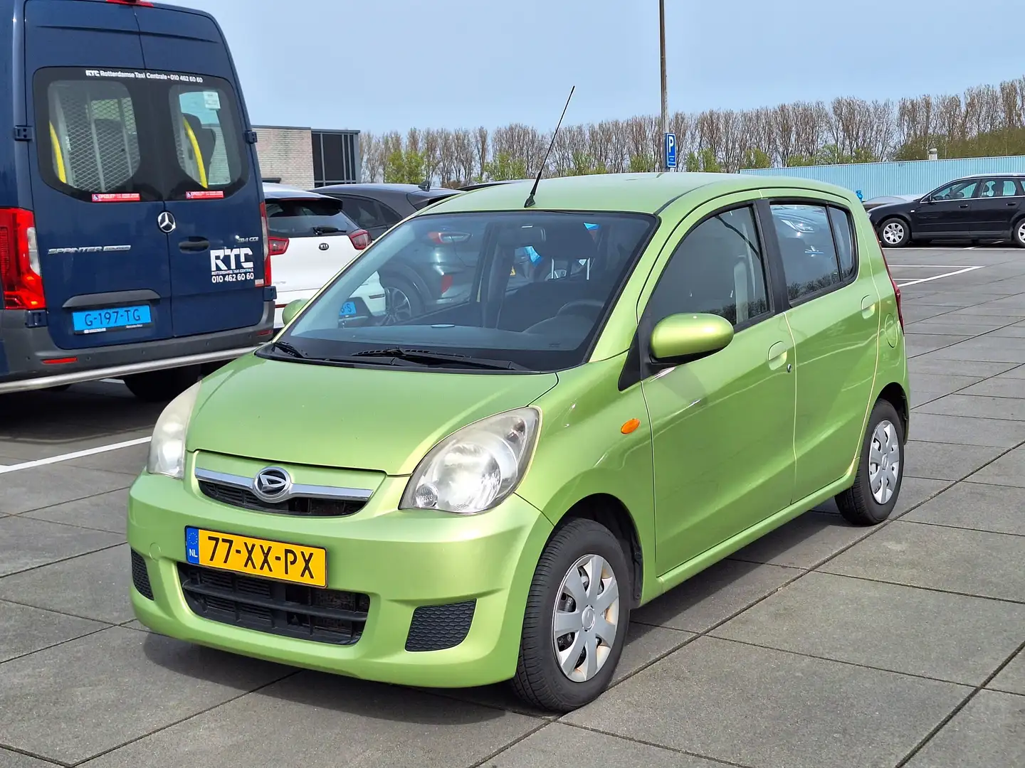 Daihatsu Cuore €2250,- 1.0 Premium Apk Nap pas INRUIL MOGELIJK Yeşil - 1