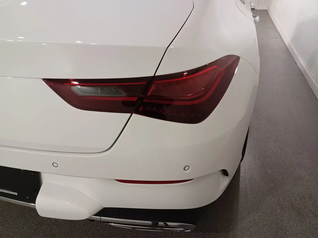Mercedes-Benz CLA снимка Mercedes-Benz CLA