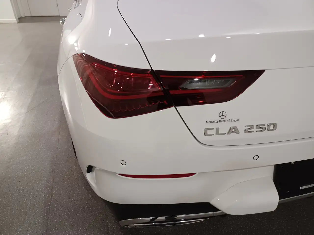 Mercedes-Benz CLA снимка Mercedes-Benz CLA