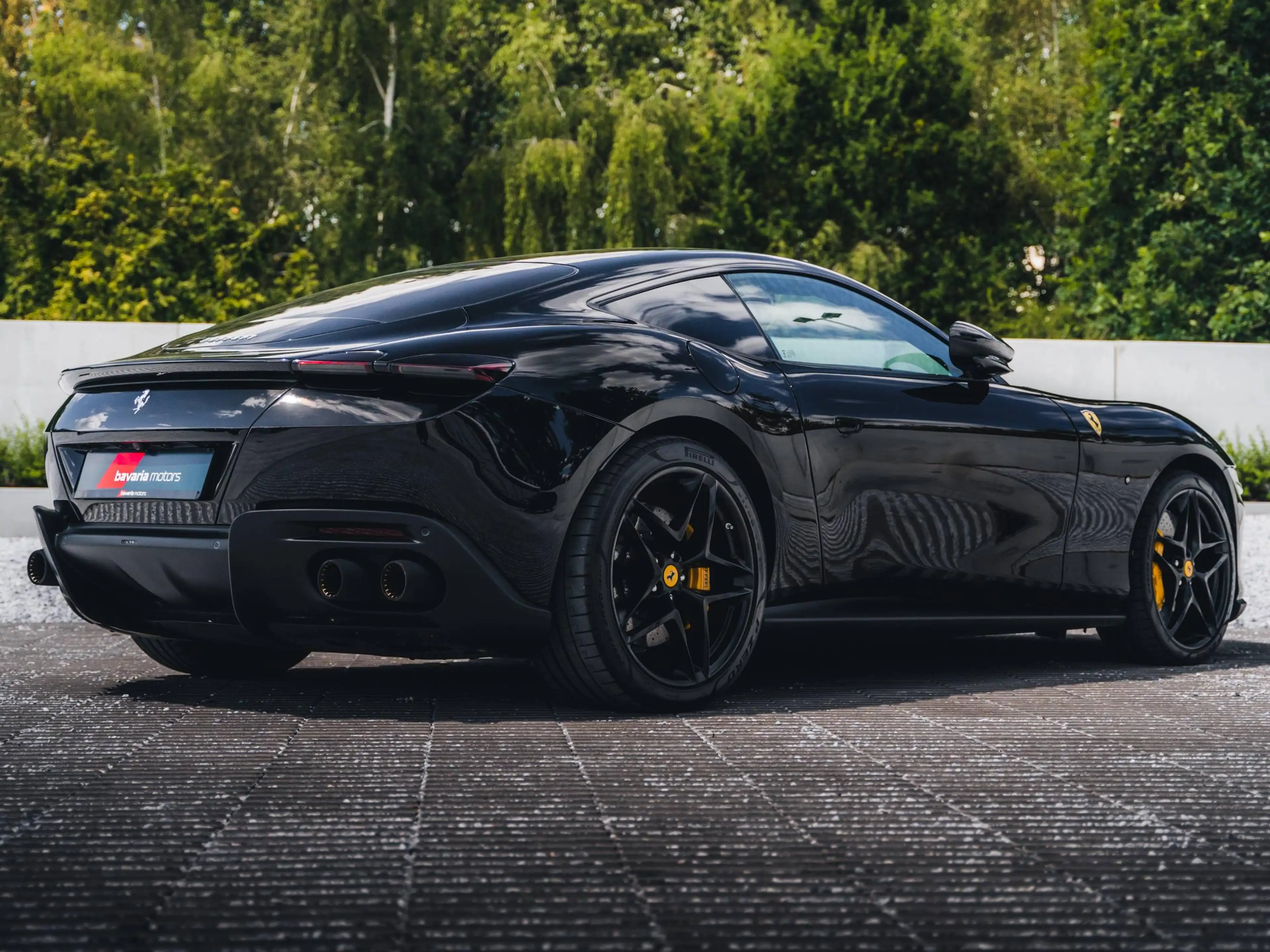 Ferrari Roma Nero DS / Carbon / Pass. Display / 20" — photo 7