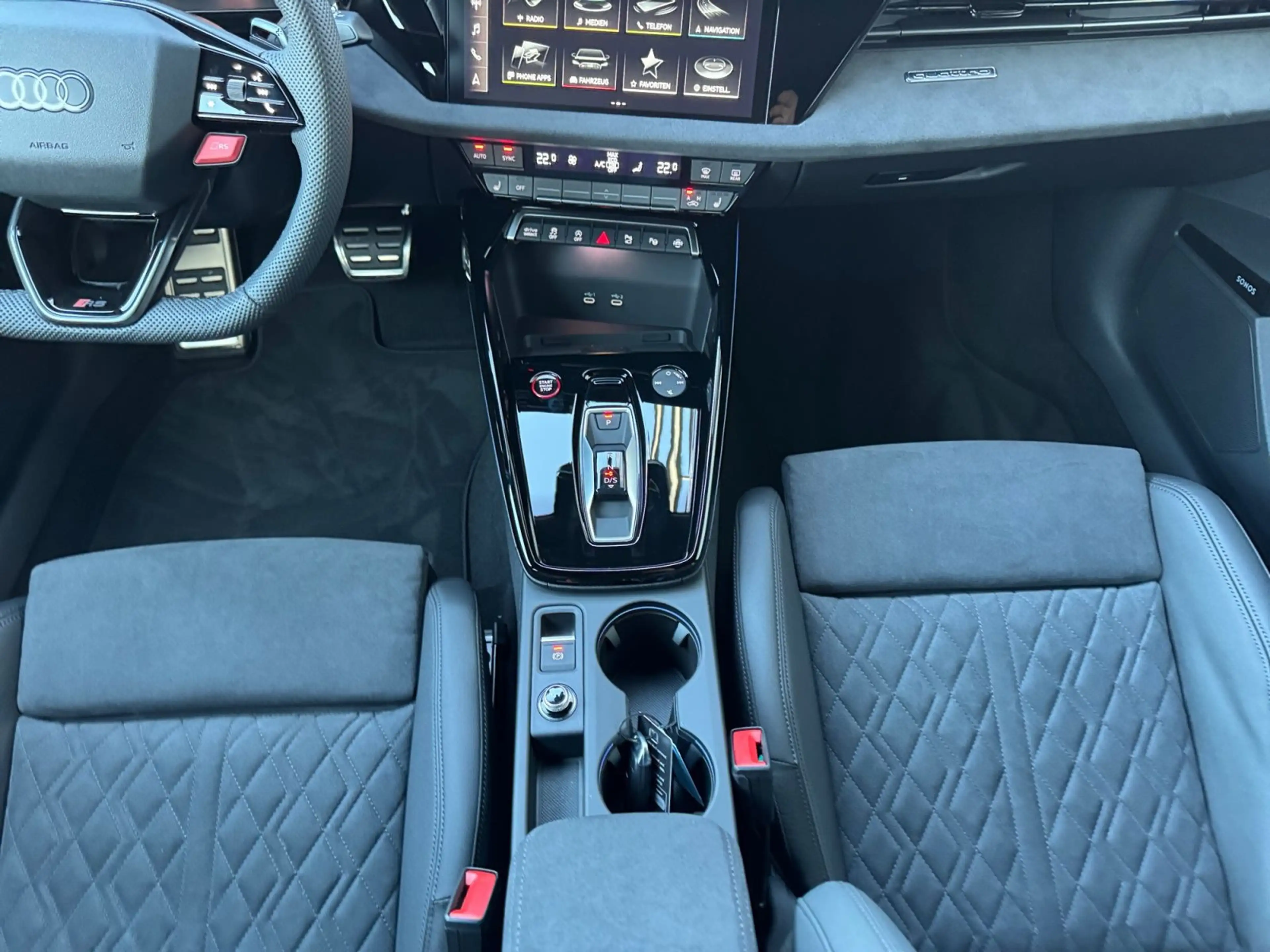Audi RS3 Vmax 280KM/H RS-AGA SONOS — photo 11