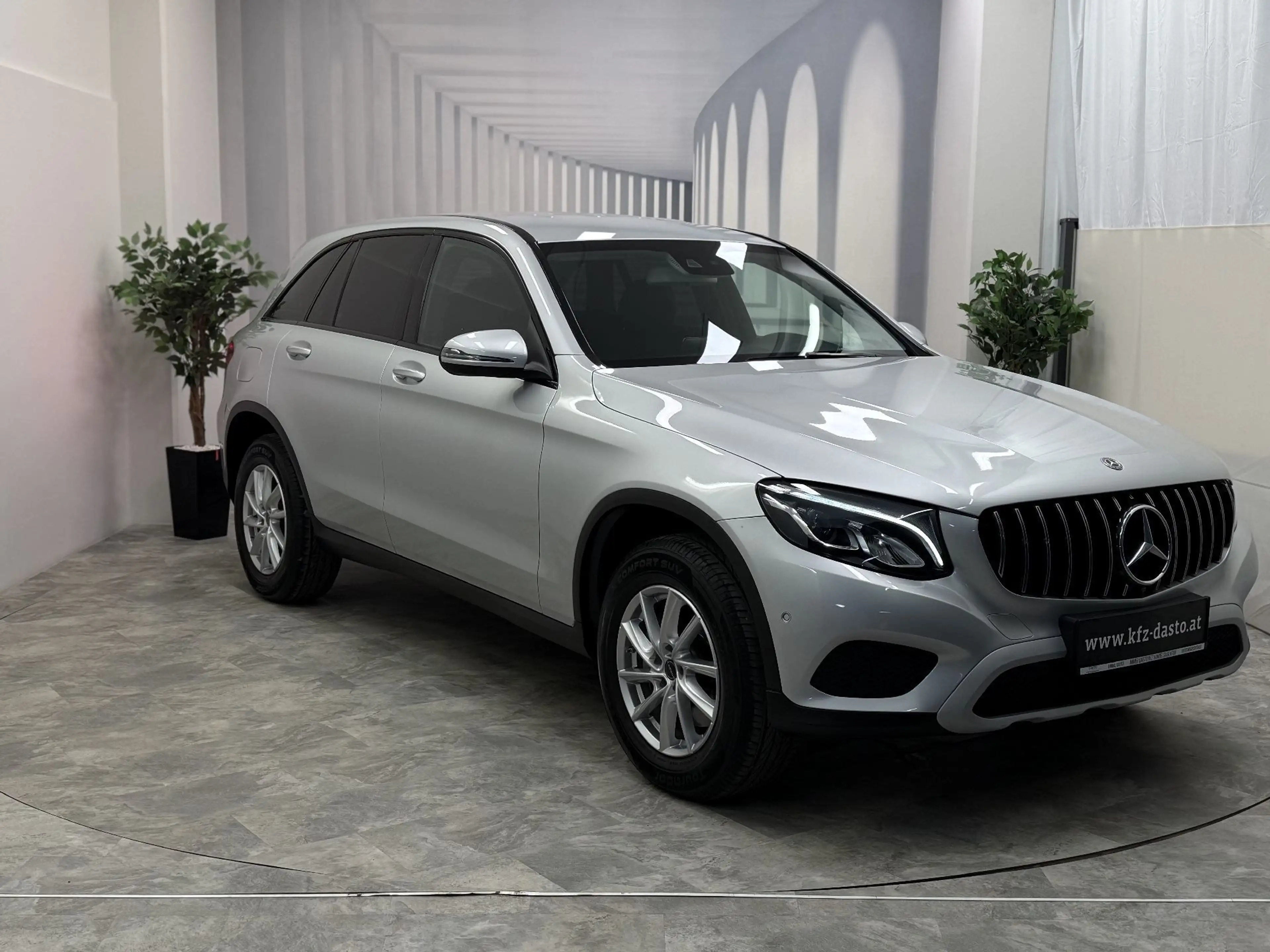 Mercedes-Benz GLC 220 4 MATIC II Sitzh. II RFK II Command II — photo 7