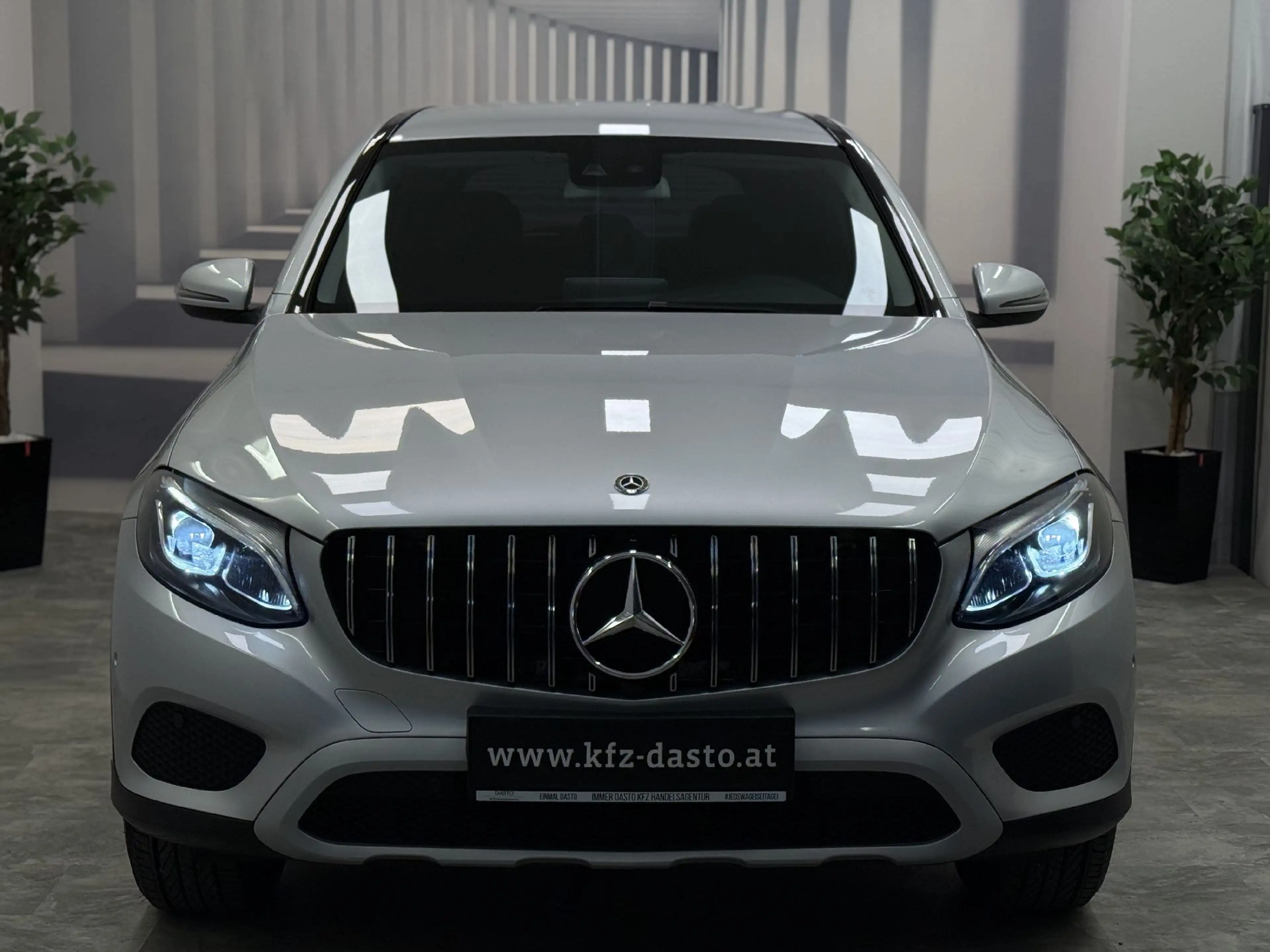 Mercedes-Benz GLC 220 4 MATIC II Sitzh. II RFK II Command II — photo 5