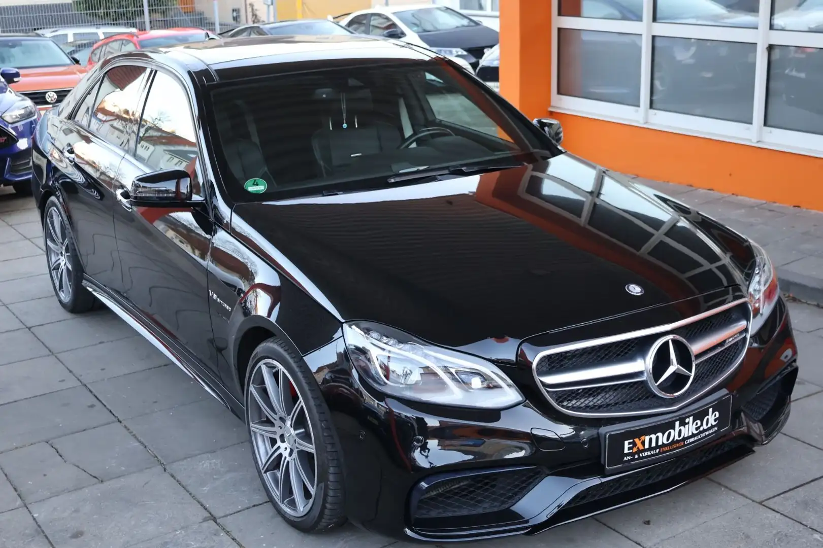Mercedes-Benz E 63 AMG E63 S AMG* 2.HD* NUR 73TKM* SCHECKHEFT* U-FREI* Schwarz - 2