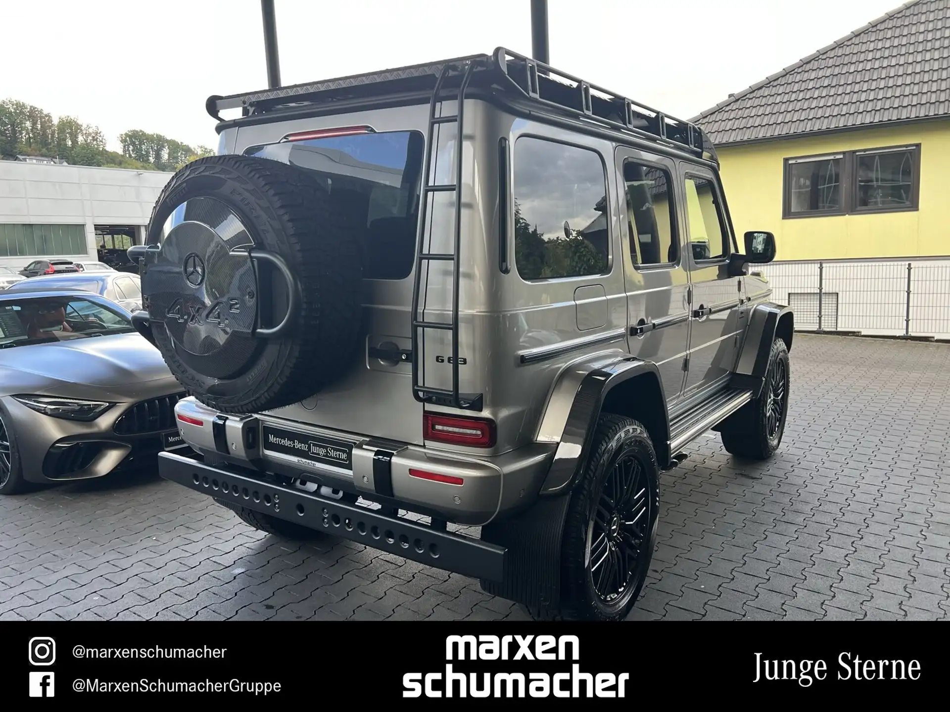벤츠 G-Class G 63 AMG 2022 은색 사진 4