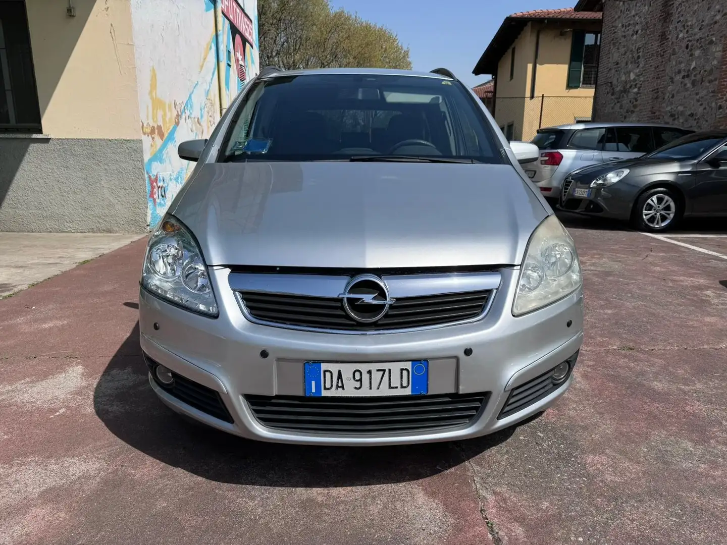 Opel Zafira Zafira 1.9 cdti Enjoy 120cv Šedá - 2