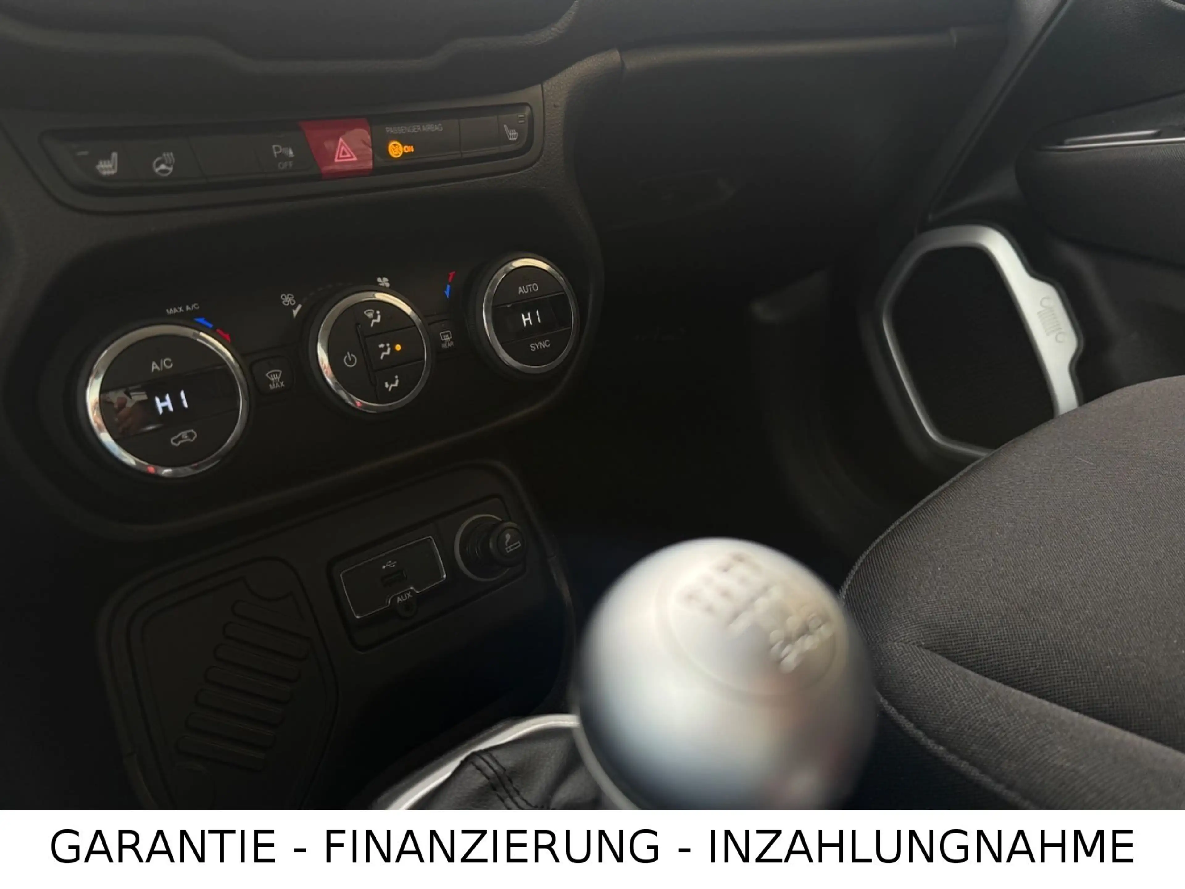 Jeep Renegade /1.Hand/Scheckheft/*WENIG KM* — photo 13