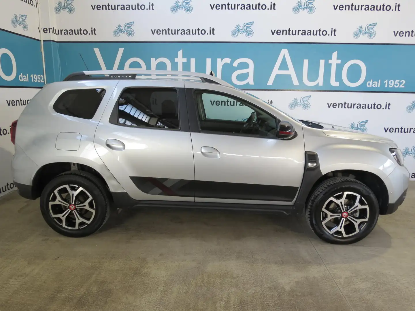 Dacia Duster 1.5 DCI 8V 115 CV 4X2 TECHROAD ***Autocarro N1 *** Grau - 2