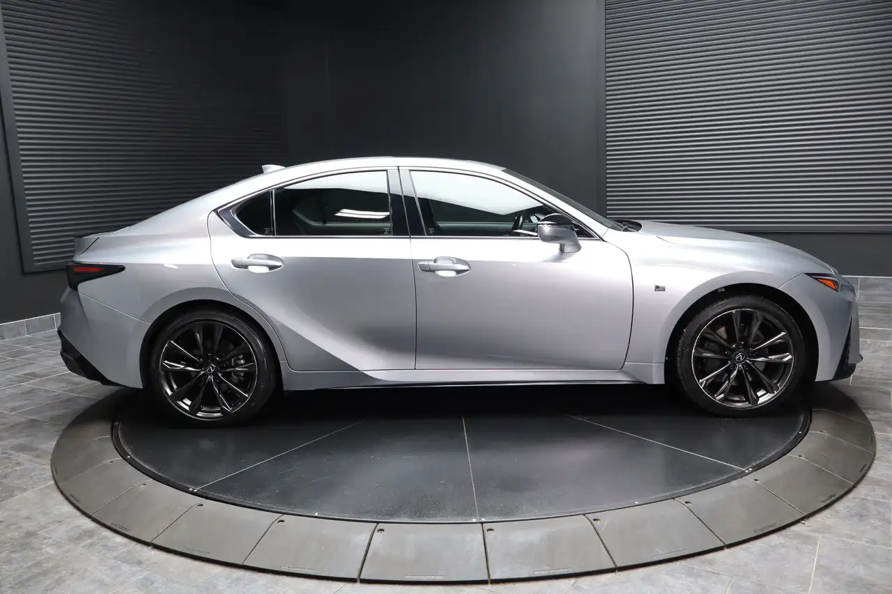 Lexus IS fotografie Lexus IS