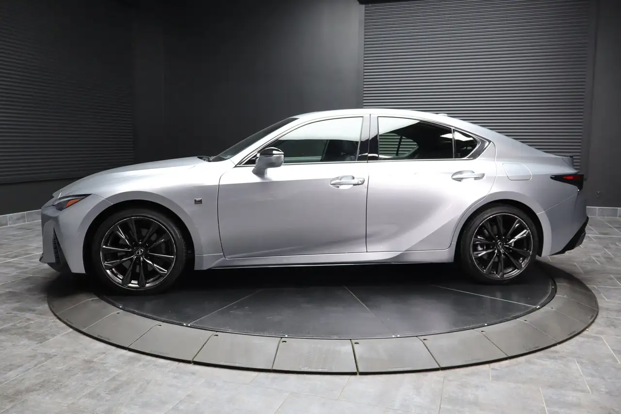 Lexus IS fotografie Lexus IS