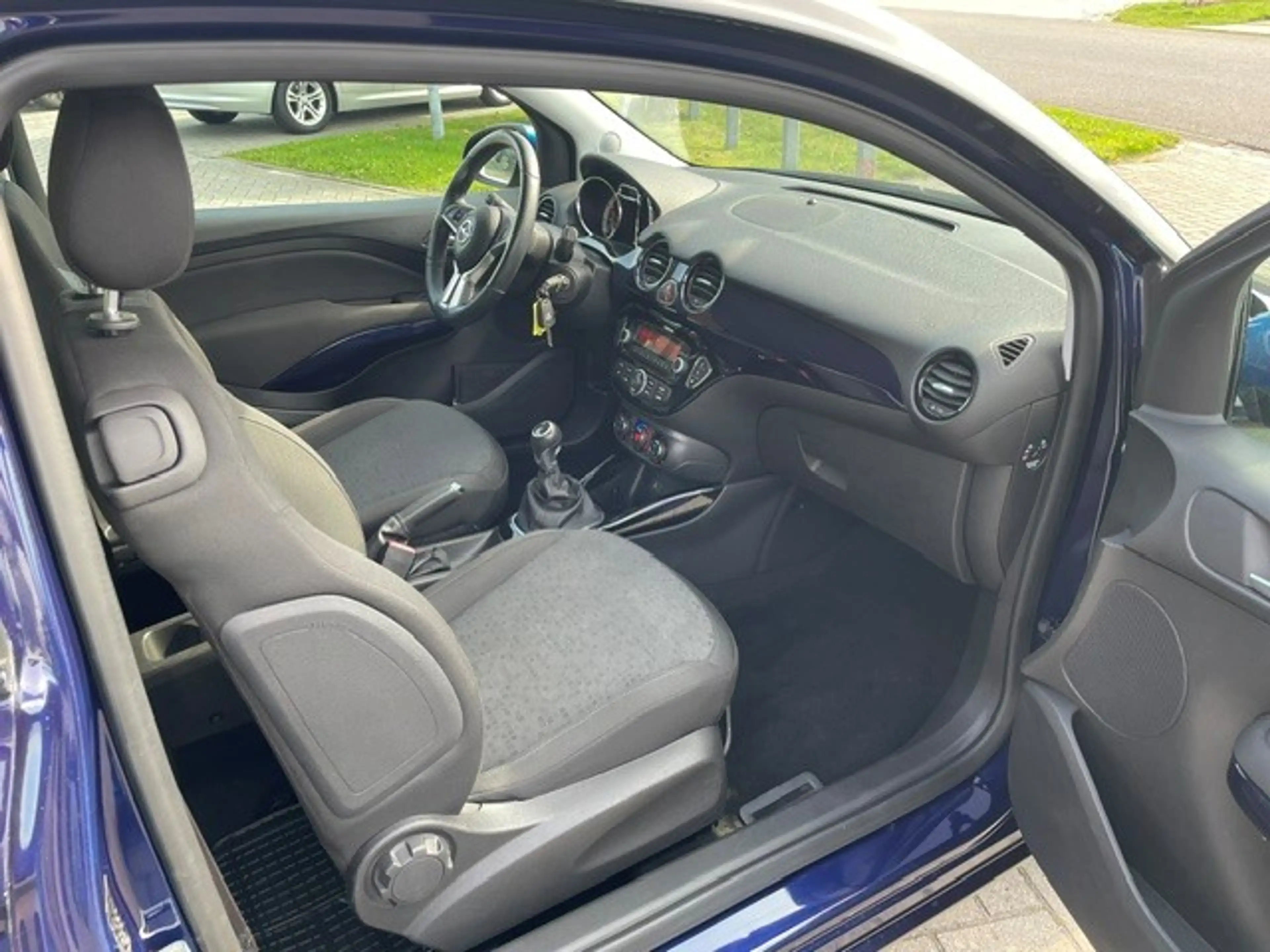 Opel Adam 1.0 Turbo Rocks — photo 14