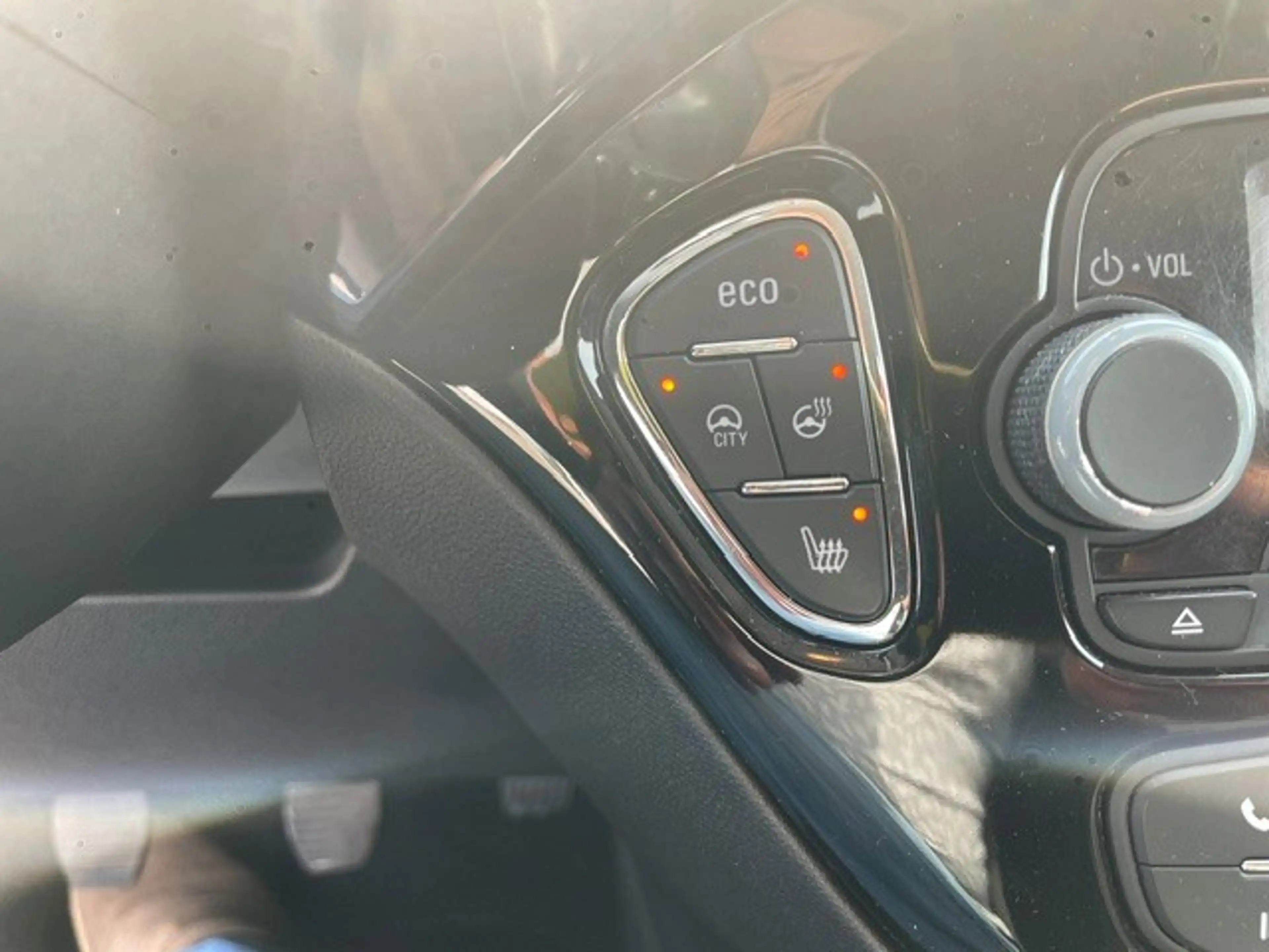 Opel Adam 1.0 Turbo Rocks — photo 10