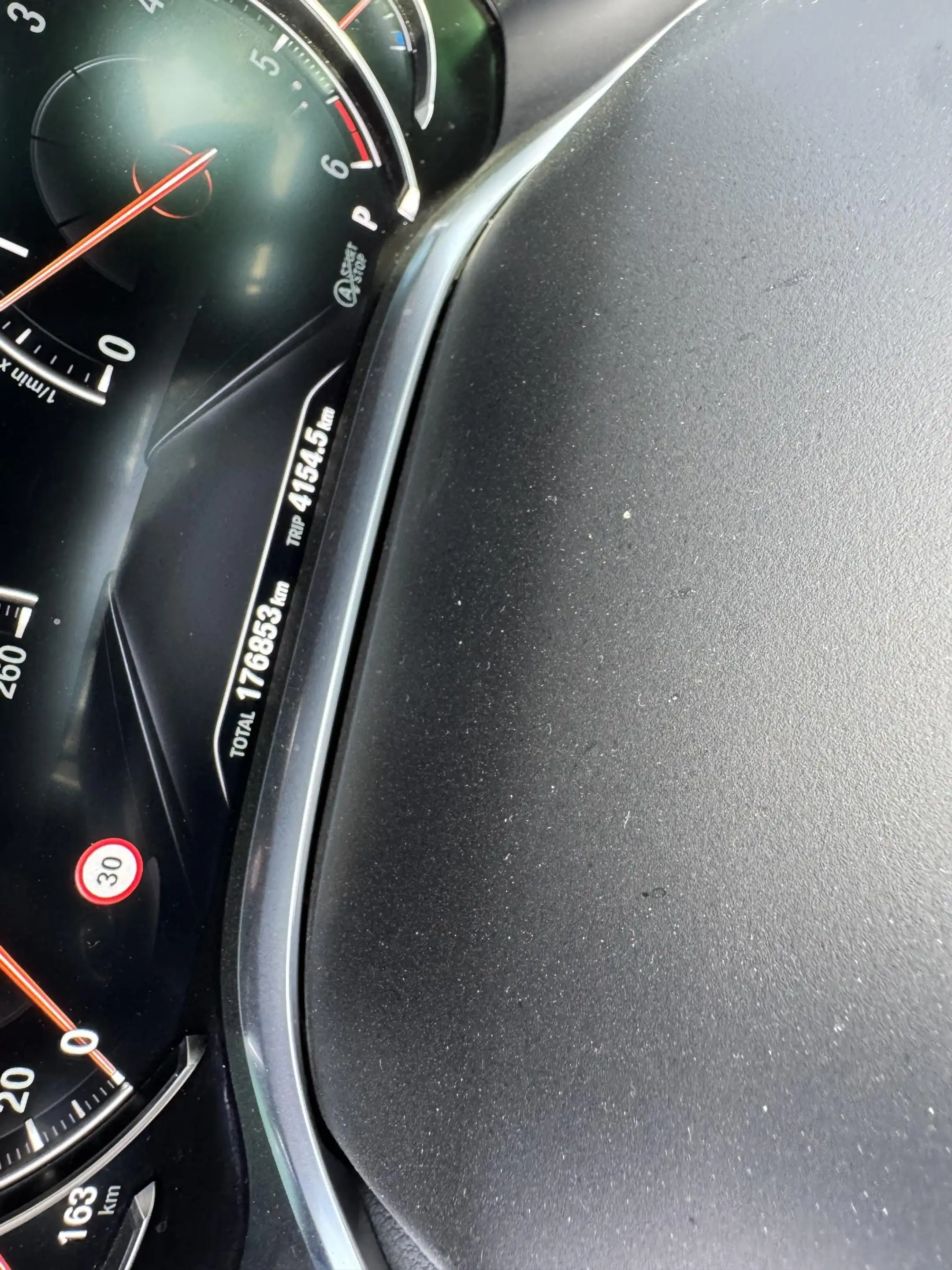 BMW 730 7-serie 730d High Executive M-Sport Lichte Schade — photo 24