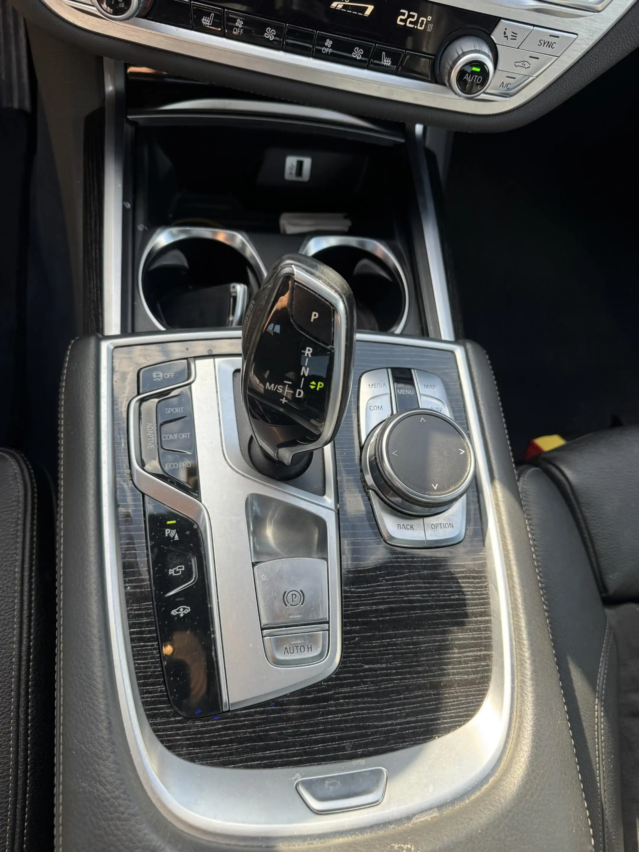 BMW 730 7-serie 730d High Executive M-Sport Lichte Schade — photo 16
