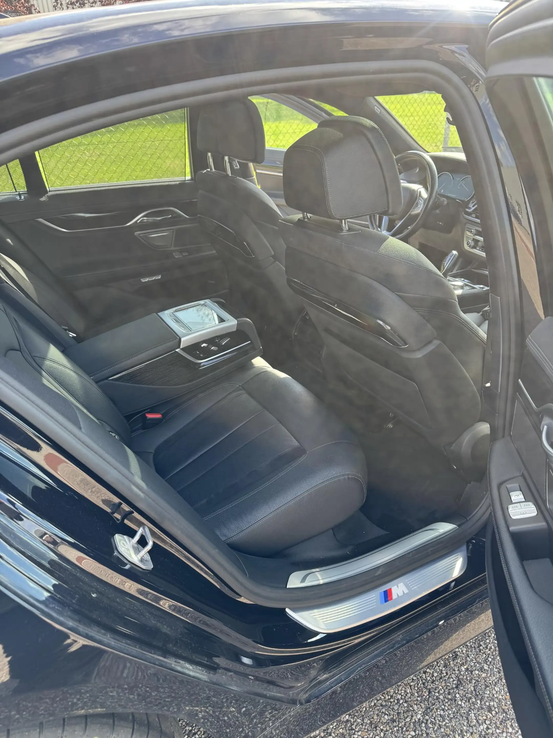 BMW 730 7-serie 730d High Executive M-Sport Lichte Schade — photo 21