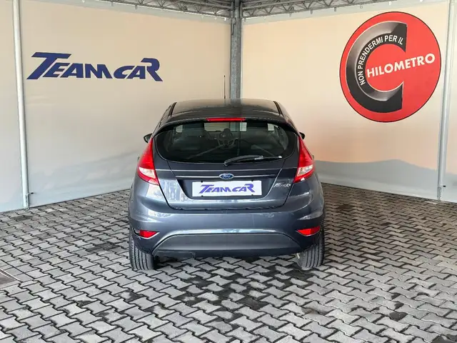 Ford Fiesta view 4