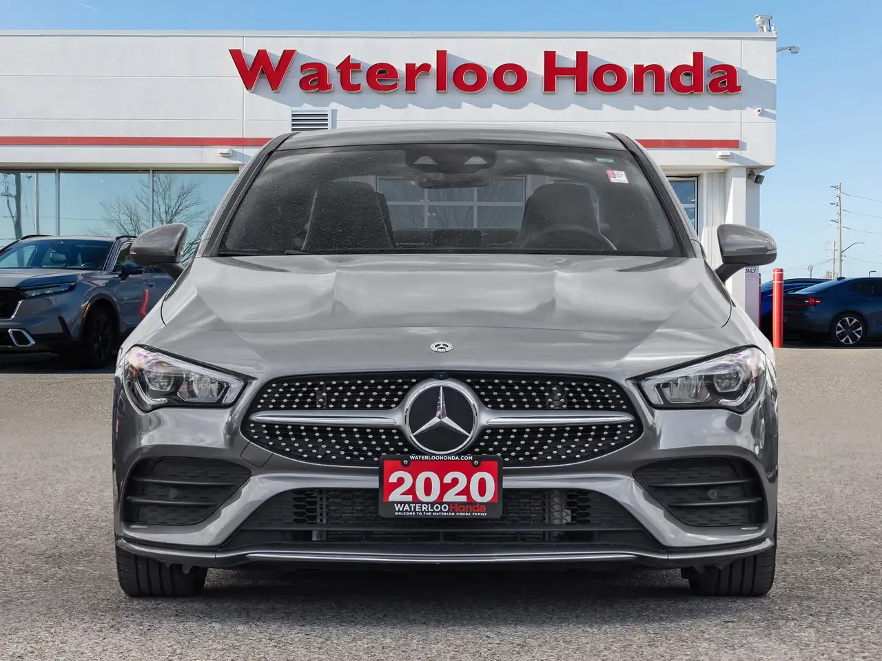 Mercedes-Benz CLA снимка Mercedes-Benz CLA