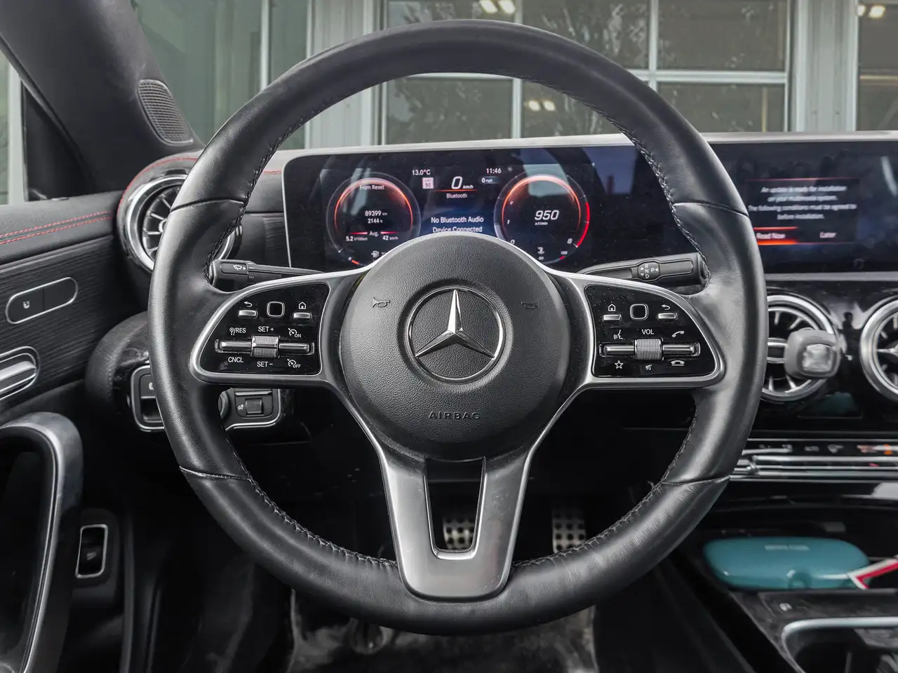 Mercedes-Benz CLA снимка Mercedes-Benz CLA