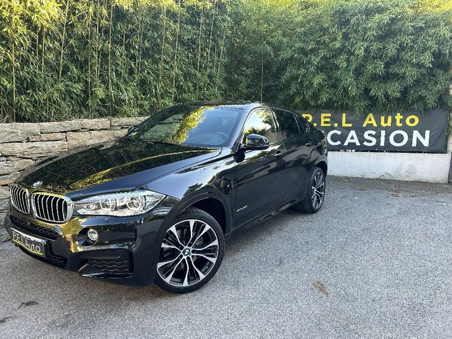 BMW X6 F16 xDrive40d 313 ch M Sport A Zwart - 1