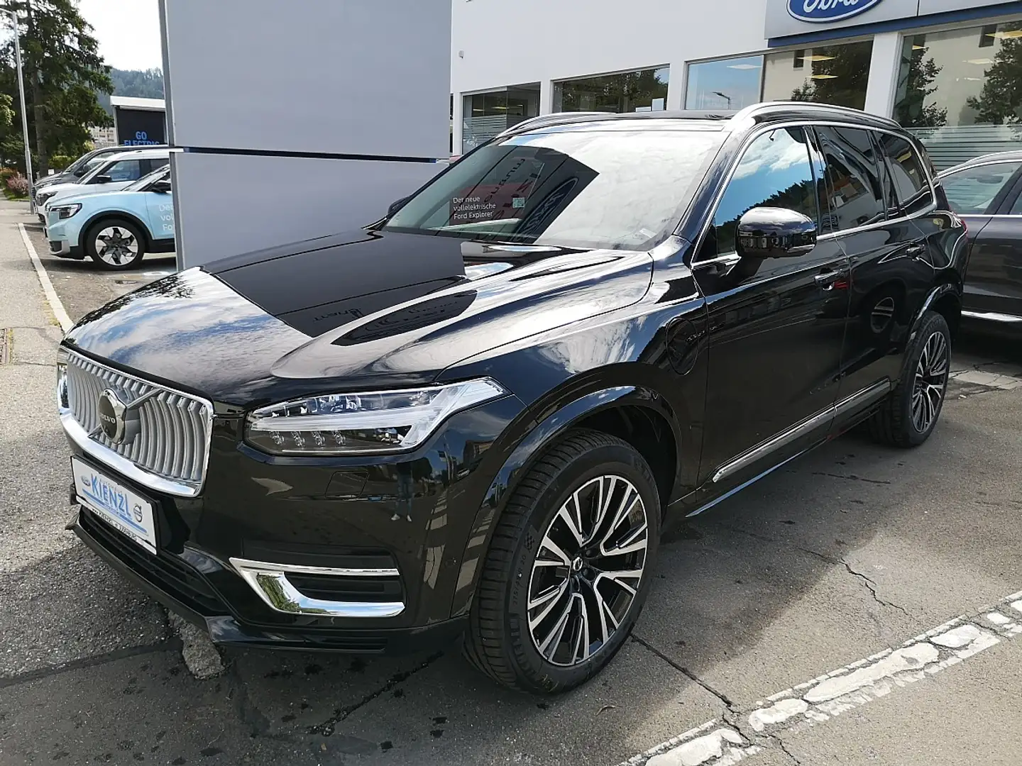 Volvo XC90 T8 AWD Recharge PHEV Plus Bright Geartronic Schwarz - 1