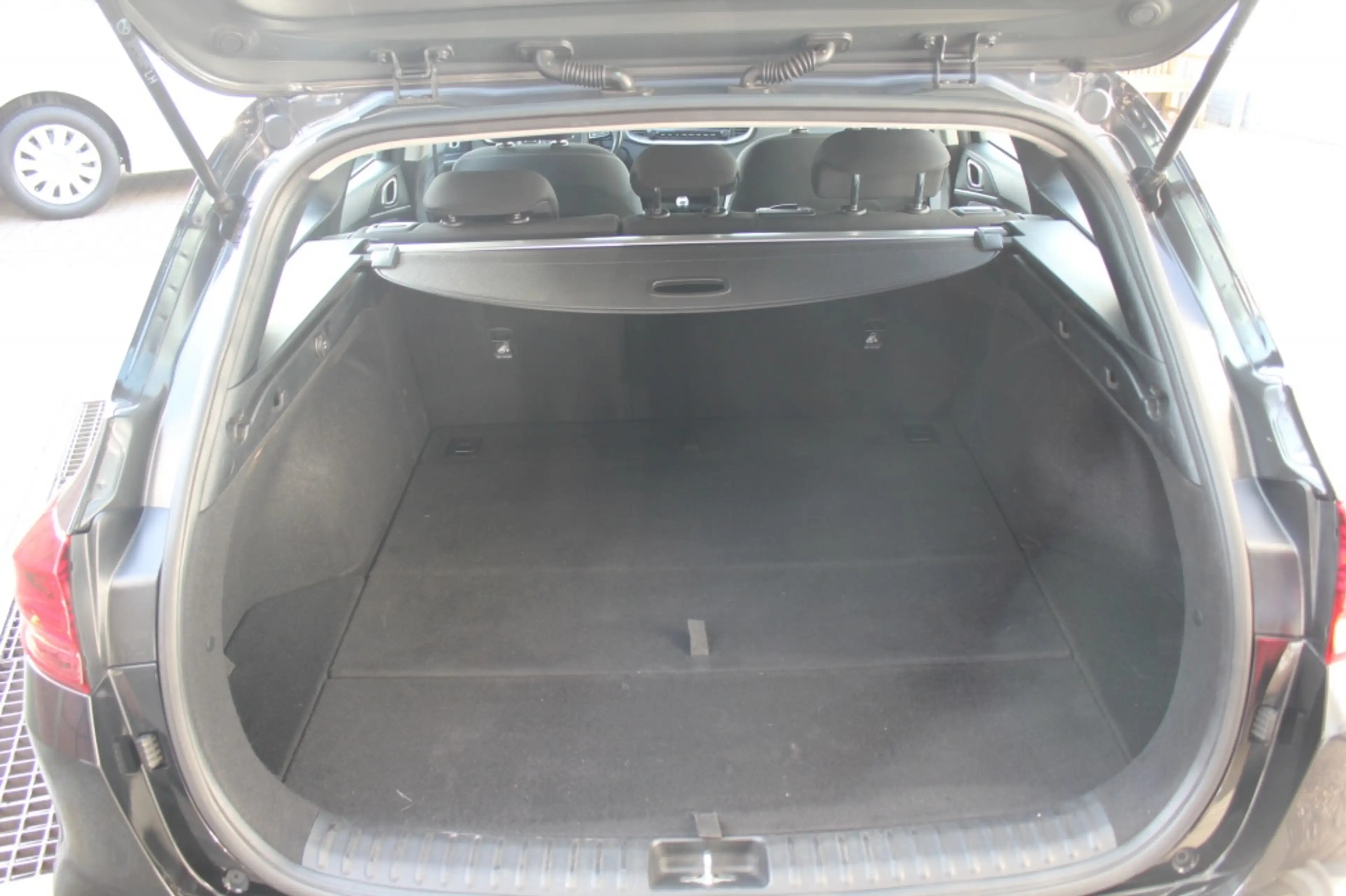 Kia Ceed SW / cee'd SW Sportswagon 1.5 T-GDi DynamicLine — photo 21