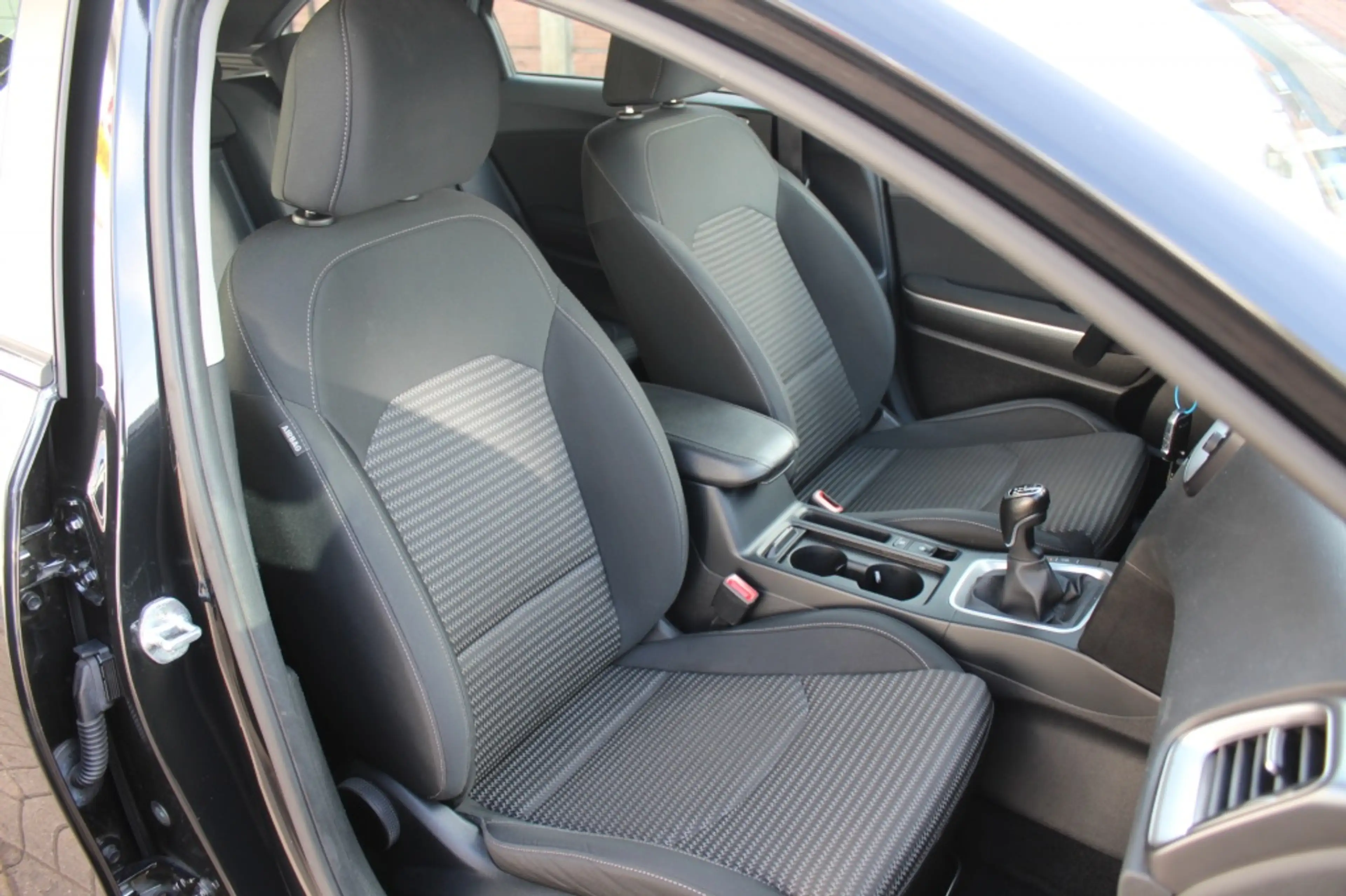 Kia Ceed SW / cee'd SW Sportswagon 1.5 T-GDi DynamicLine — photo 14
