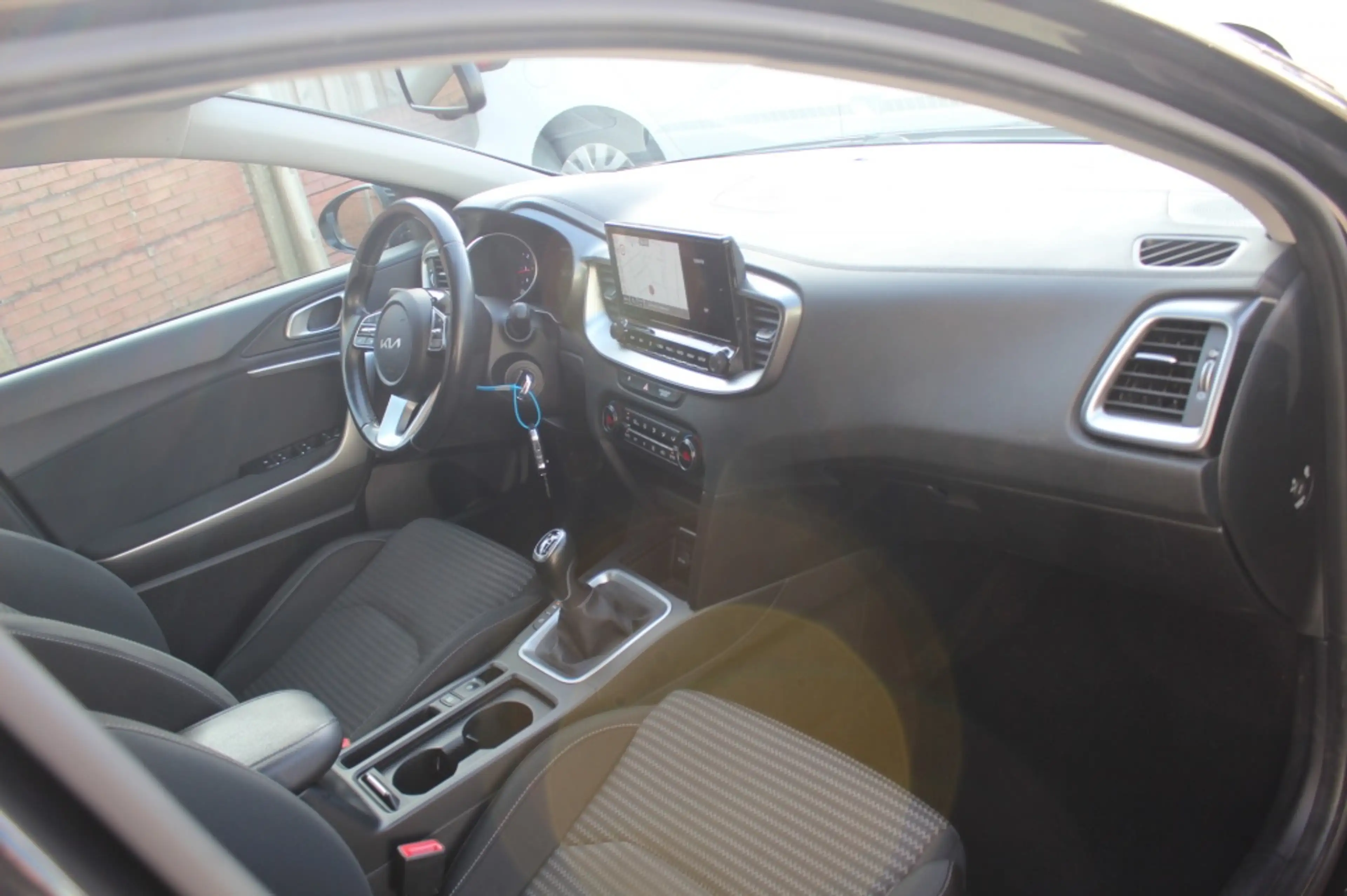 Kia Ceed SW / cee'd SW Sportswagon 1.5 T-GDi DynamicLine — photo 13