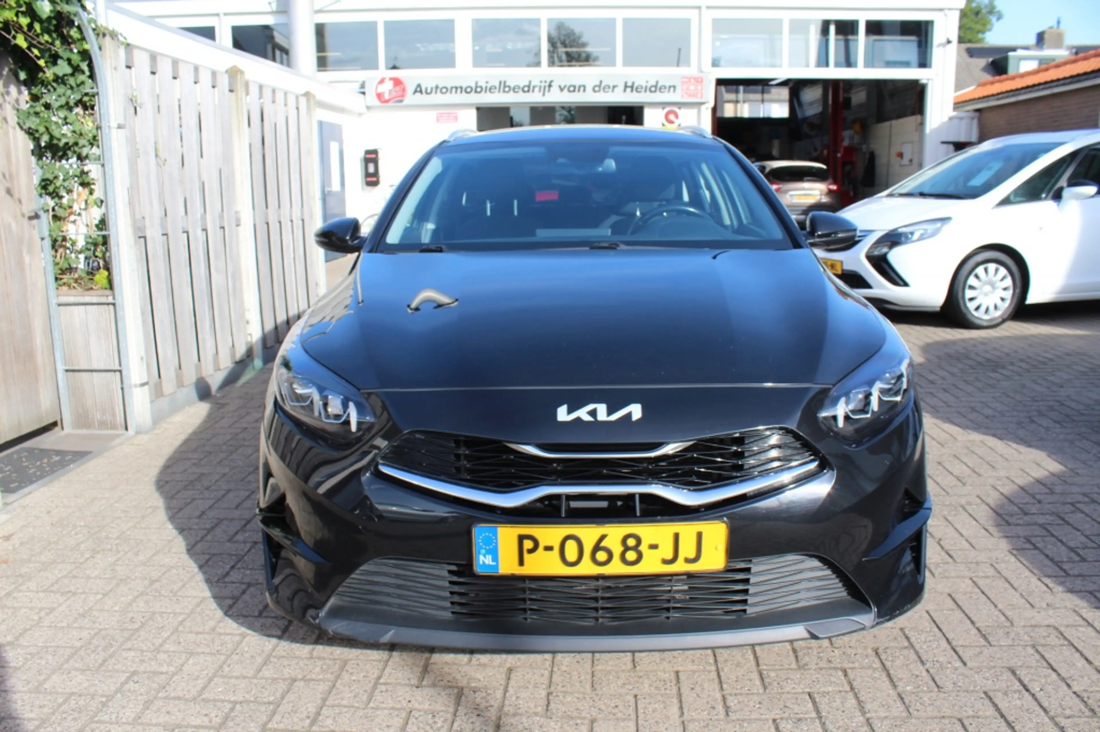 Kia Ceed SW / cee'd SW Sportswagon 1.5 T-GDi DynamicLine — photo 8