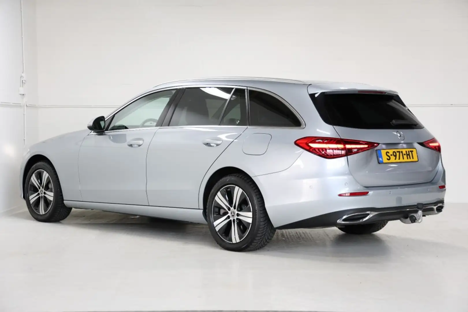 Mercedes-Benz C 300 Estate 300 e Luxury 12mnd garantie/Trekhaak/NAP Grijs - 2