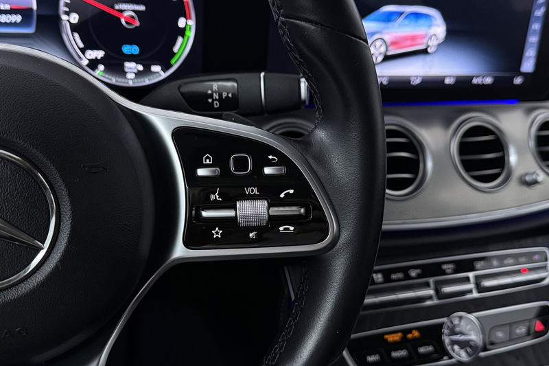 Mercedes-Benz E 300 Estate de Advantage (TREKHAAK, STOELVERWARMING, SF — photo 11