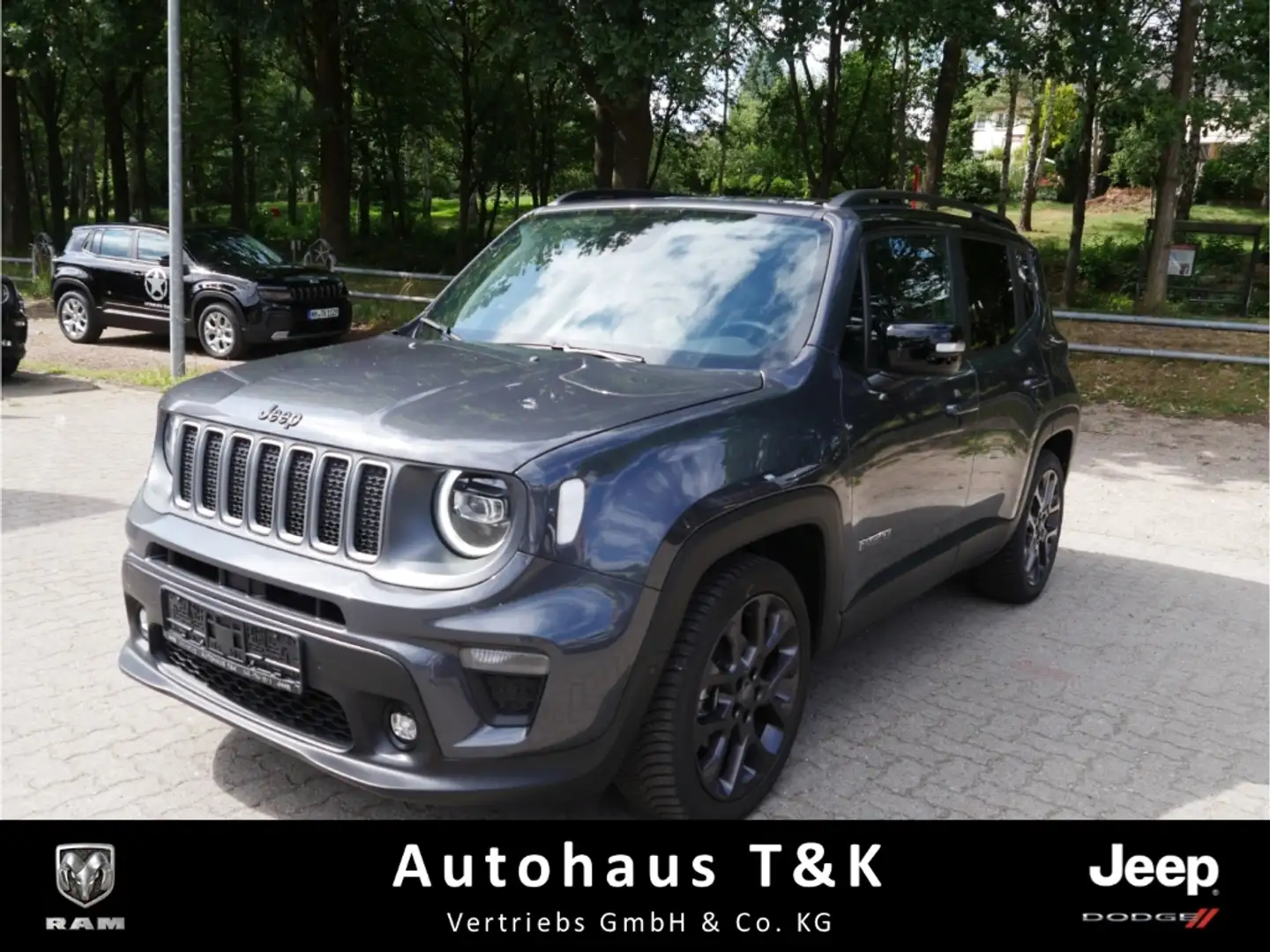 Jeep Renegade S  e-Hybrid FWD 1.5l Leder Grijs - 1