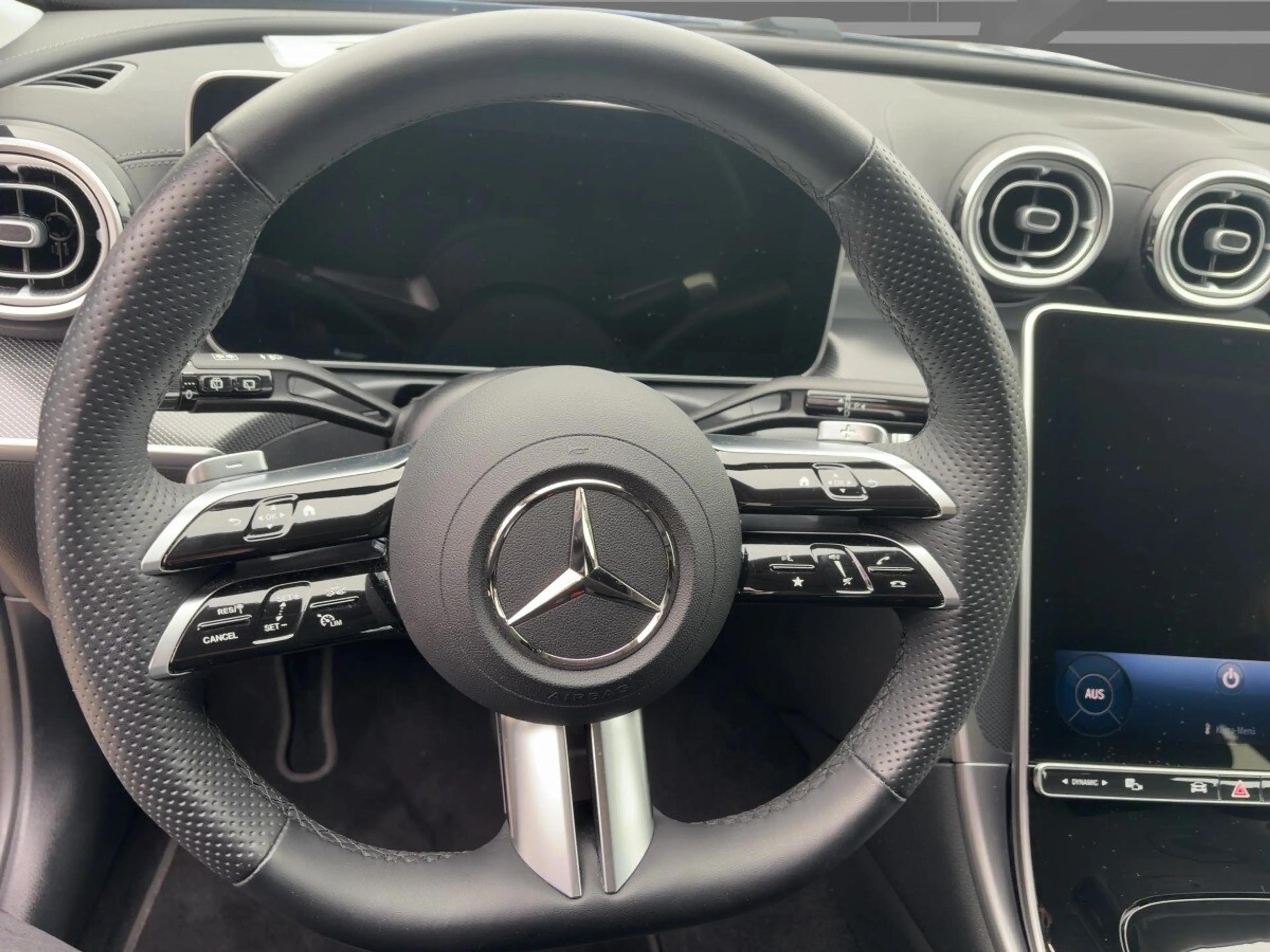 Mercedes-Benz C 300 C 300 d T AMG+AHK+LED+R-KAMERA+MEMORY+TOTWINKELA — photo 9
