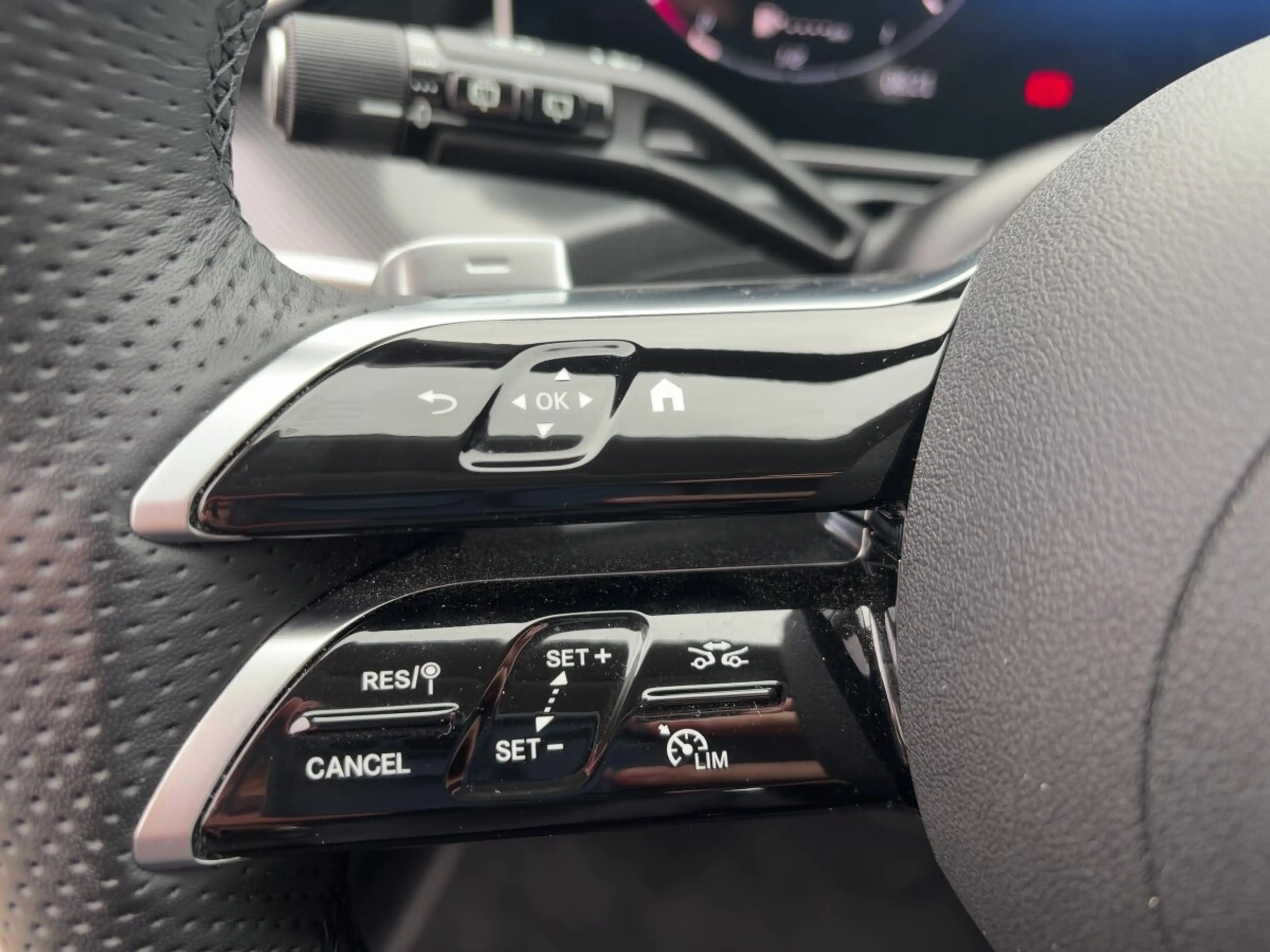 Mercedes-Benz C 300 C 300 d T AMG+AHK+LED+R-KAMERA+MEMORY+TOTWINKELA — photo 14