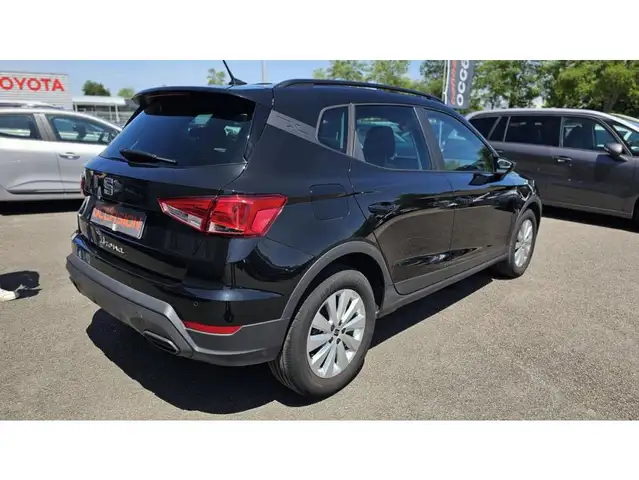 Seat Arona view 3