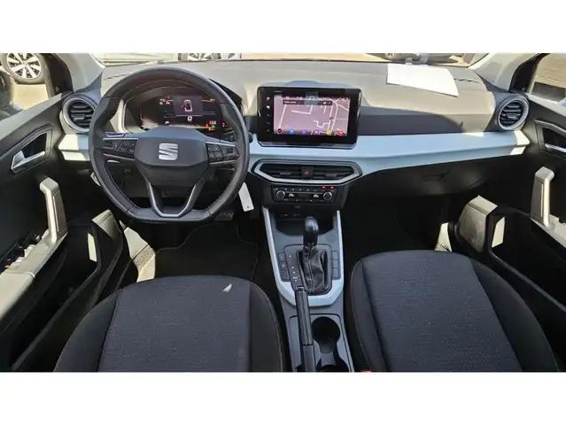 Seat Arona view 4