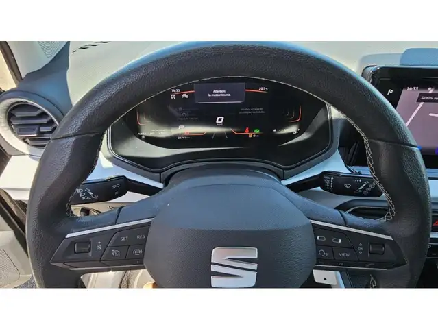 Seat Arona view 5