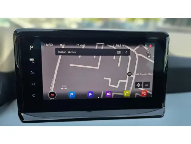 Seat Arona view 8