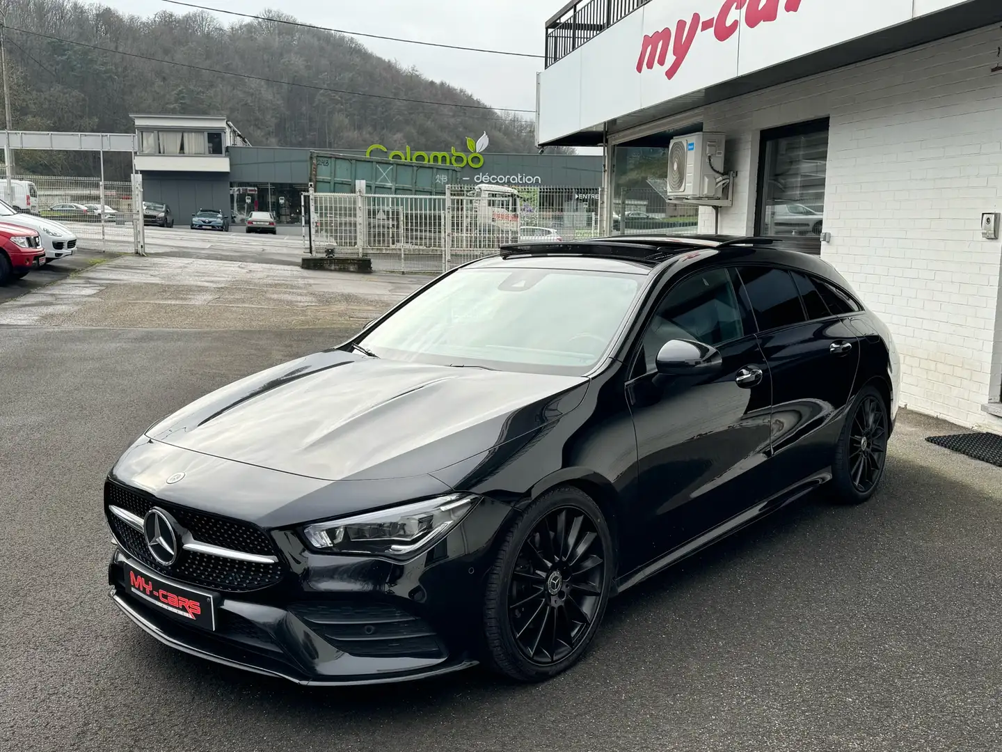Mercedes-Benz CLA 200 CLA 200 D PACK AMG  PANO GPS CUIR BLACK ÉDITION Noir - 1