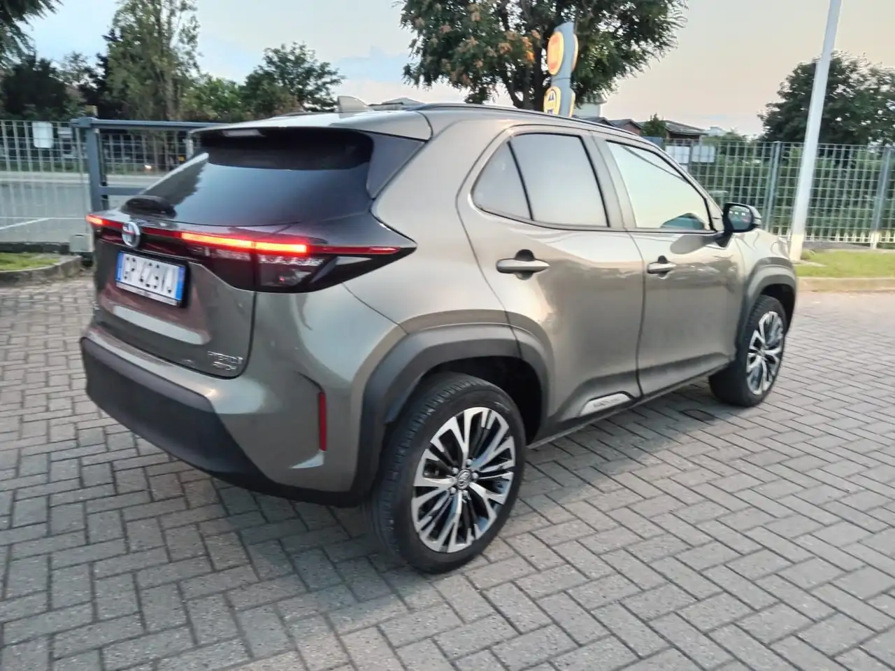 Toyota Yaris Cross 1.5H (116 CV) E-CVT Lounge AWD-i, миниатюра 5
